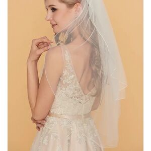 Elegant White Lace Bridal Veil 35”